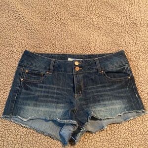 Size 8 refuge Jean shorts